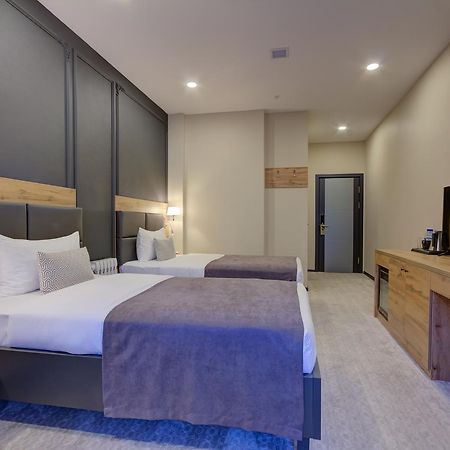 Aurum Hotel Bişkek Dış mekan fotoğraf